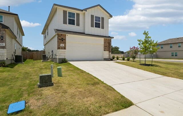 4-bedroom rental at 162 Owl Burrow in San Antonio, TX — photo 3