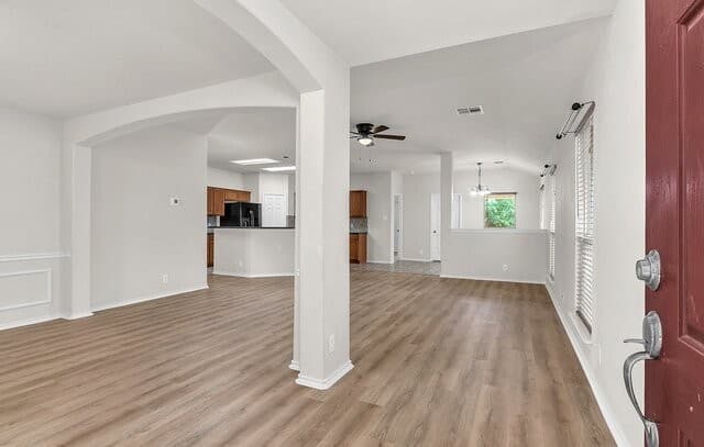 rental at 104  Happy Trl in Cibolo, TX — photo 5
