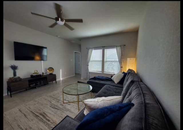 rental at 10522  Barbeque Bay in Converse, TX — photo 3