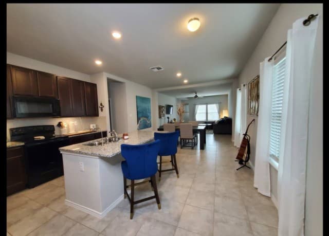 rental at 10522  Barbeque Bay in Converse, TX — photo 4