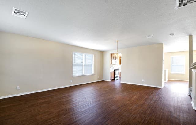 rental at 7603  Allendate Peak in San Antonio, TX — photo 2