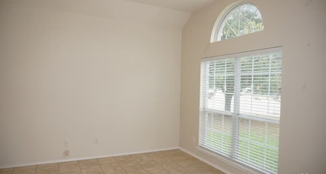 rental at 3769  Pebble Bch in Schertz, TX — photo 3