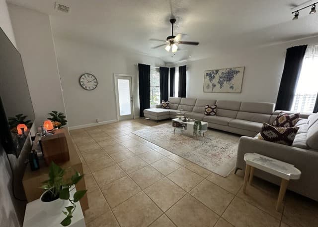 rental at 3414  Port Pl in San Antonio, TX — photo 2