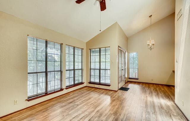 rental at 8633  Datapoint Dr Unit 210 in San Antonio, TX — photo 5