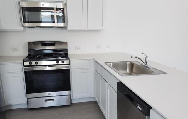 rental at 7625  Aston Peak in San Antonio, TX — photo 4