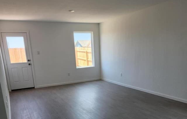 rental at 7625  Aston Peak in San Antonio, TX — photo 5