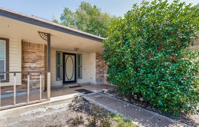 rental at 7803  Forest Ranch in Live Oak, TX — photo 4