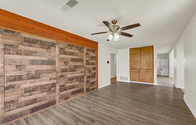 rental at 170  Sinclair Rd in San Antonio, TX — photo 5
