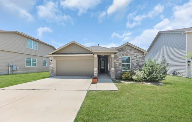 rental at 606  Bean Bnd in San Antonio, TX — photo 3