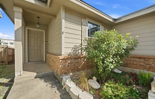 rental at 5107  Badland Beacon in Converse, TX — photo 4