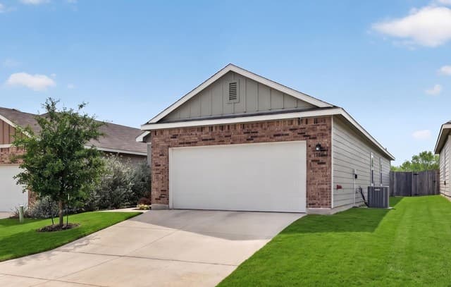 rental at 12866  Cygnus in San Antonio, TX — photo 2