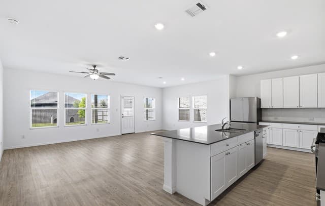 rental at 14014  Roller Mls in San Antonio, TX — photo 3