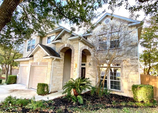 rental at 21526  La Pena Dr in San Antonio, TX — photo 3