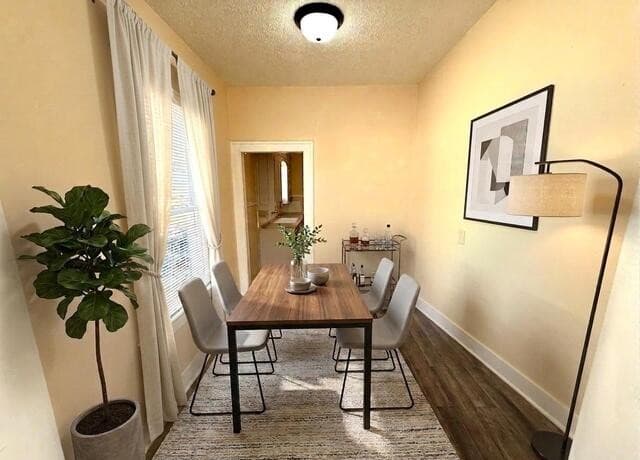 rental at 409  Canton in San Antonio, TX — photo 5