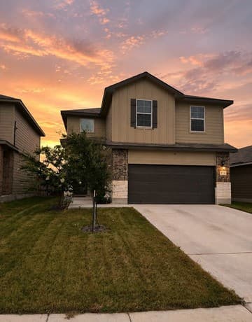 rental at 5712  Hartley Home in San Antonio, TX — photo 1