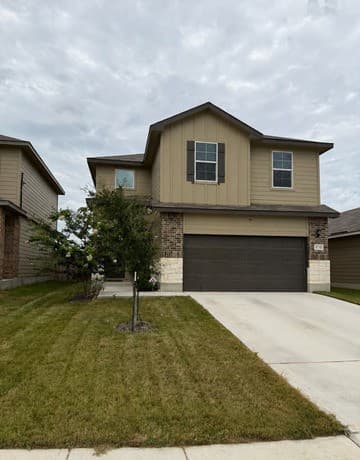 rental at 5712  Hartley Home in San Antonio, TX — photo 2