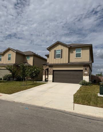 rental at 5712  Hartley Home in San Antonio, TX — photo 3