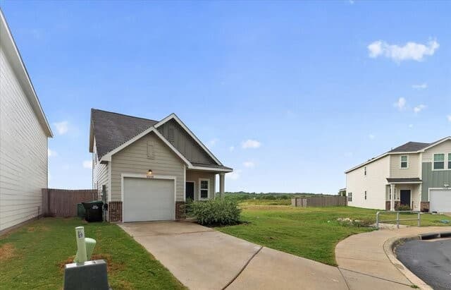 rental at 10408  Bean Goose in Converse, TX — photo 2