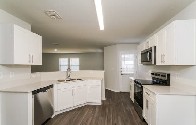rental at 7611  Millchase in San Antonio, TX — photo 1