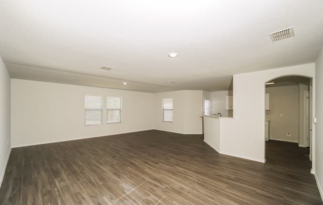 rental at 7611  Millchase in San Antonio, TX — photo 4