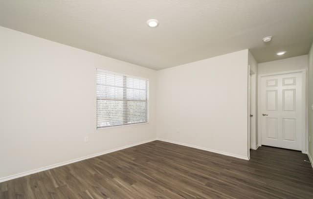 rental at 7611  Millchase in San Antonio, TX — photo 5