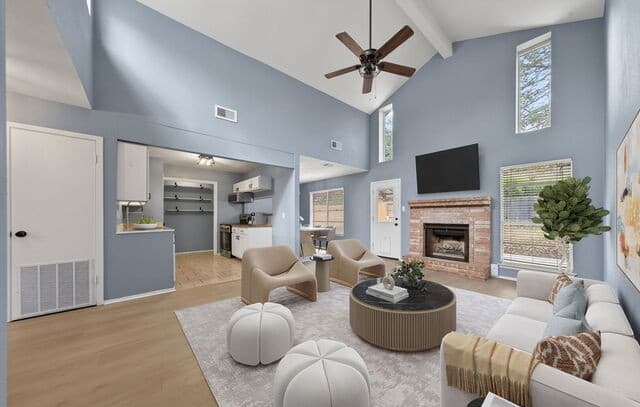 rental at 2415  Moss Ter in San Antonio, TX — photo 2