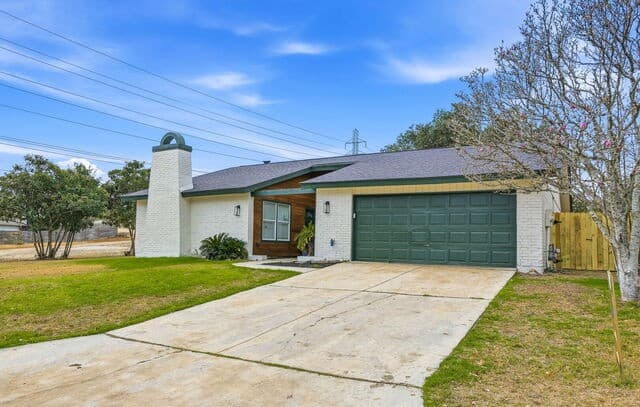 rental at 13403  Centerbrook in Universal City, TX — photo 3