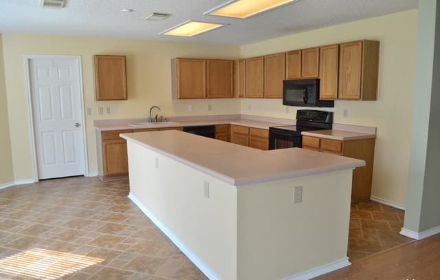 rental at 3317  Fresno Pl in Schertz, TX — photo 2