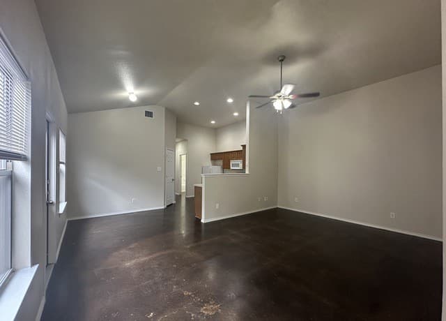 rental at 5731  Golf Heights Unit 1 in San Antonio, TX — photo 1