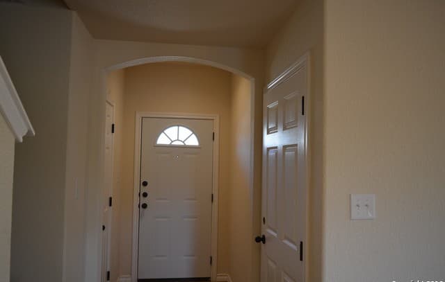 rental at 16711  Jupiter Hvn Unit 2 in Selma, TX — photo 2