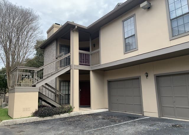 rental at 11839  Parliament St Unit 1922 in San Antonio, TX — photo 1