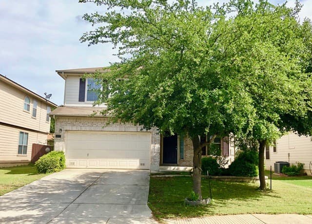 rental at 5935  Imperial Topaz in San Antonio, TX — photo 2