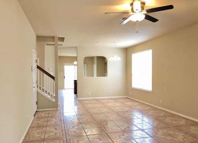 rental at 5935  Imperial Topaz in San Antonio, TX — photo 3