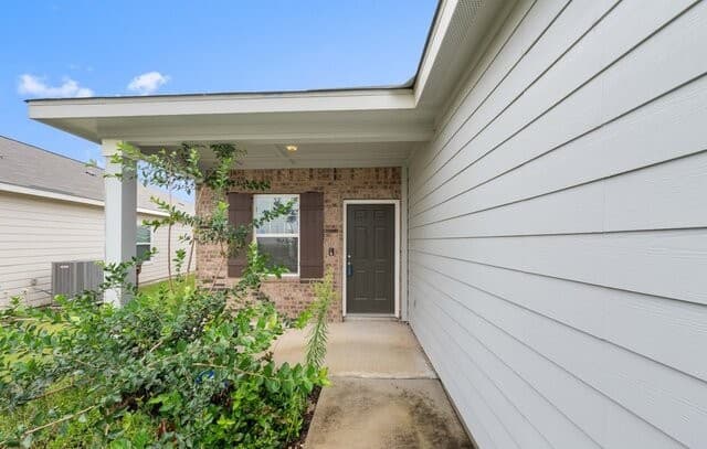 rental at 5811  Rue Picasso in Converse, TX — photo 3