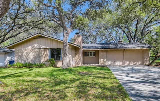 rental at 3210  Nantucket Dr in San Antonio, TX — photo 1
