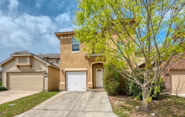 rental at 5439  Bright Run in San Antonio, TX — photo 2