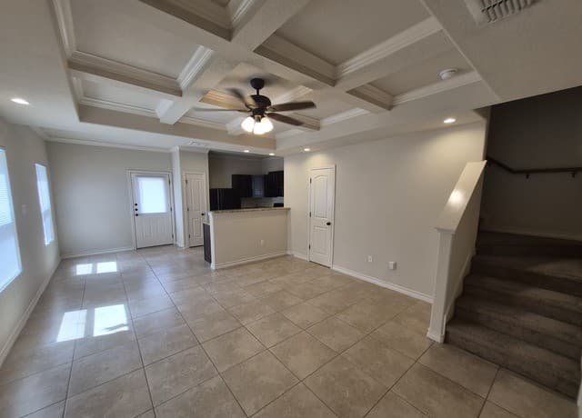 rental at 6618  Arancione Ave. Unit 104 in San Antonio, TX — photo 3
