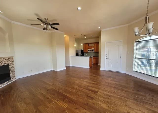 rental at 5455  Rowley Unit UNIT 5302 in San Antonio, TX — photo 4