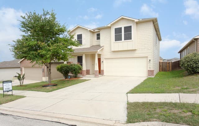 rental at 9342  Fisherman Prt in Converse, TX — photo 2