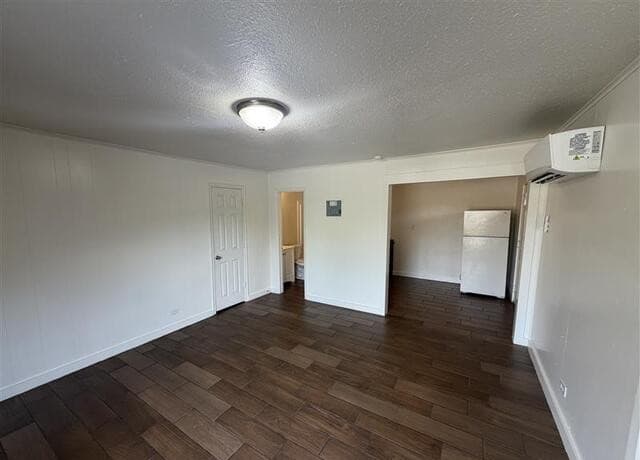rental at 520  Gentleman Rd Unit 13 in San Antonio, TX — photo 4