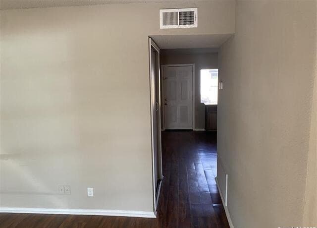 rental at 1208  Churing Dr in San Antonio, TX — photo 4