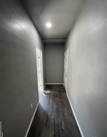 rental at 301  Warren St Unit 4 in San Antonio, TX — photo 1