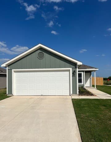 rental at 8824  Broad Wing Dr in San Antonio, TX — photo 2