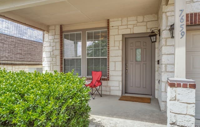 rental at 7659  Presidio Ledge in Boerne, TX — photo 2