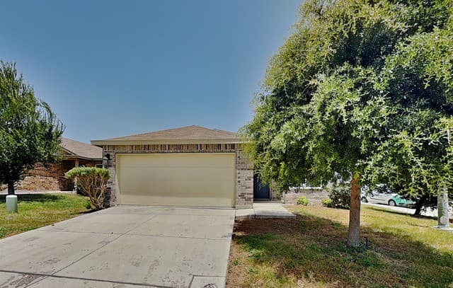 rental at 3704  Colemans in Converse, TX — photo 1