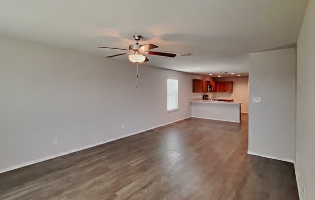 rental at 3704  Colemans in Converse, TX — photo 3