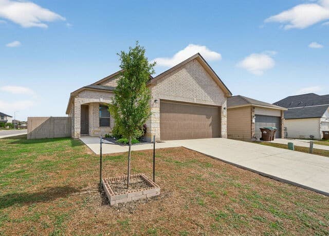 rental at 11663  Midnight Rain in San Antonio, TX — photo 1