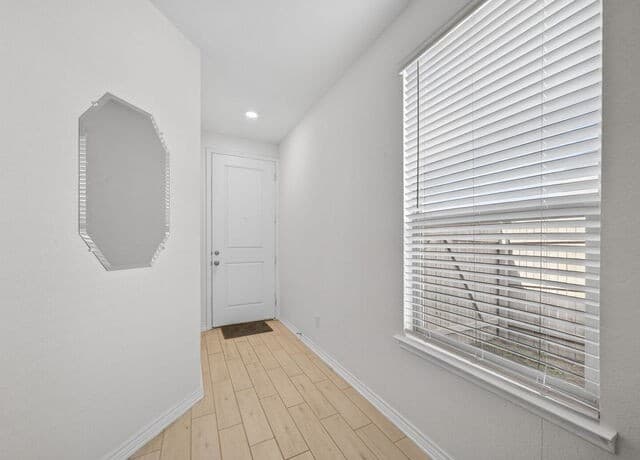 rental at 11663  Midnight Rain in San Antonio, TX — photo 2