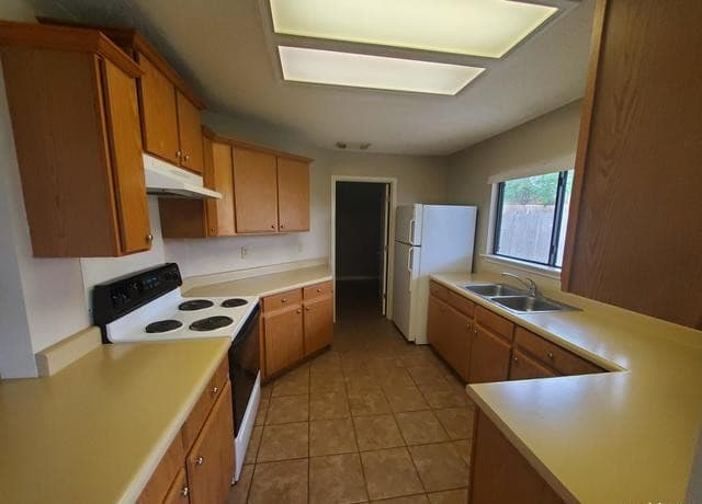 rental at 5715  Allbrook in San Antonio, TX — photo 5