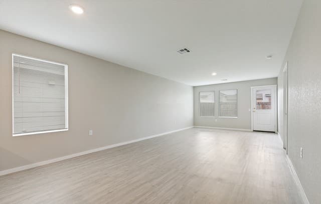 rental at 11838  Flying Aces Rd in Von Ormy, TX — photo 5